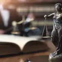 موسسه حقوقی چیست؟ خدمات، مزایا و تفاوت با دفتر وکالت