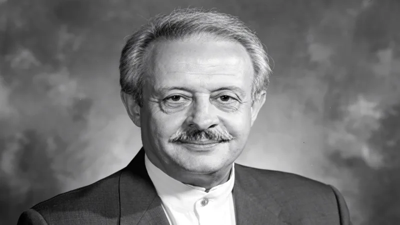 یوسف شریعت زاده