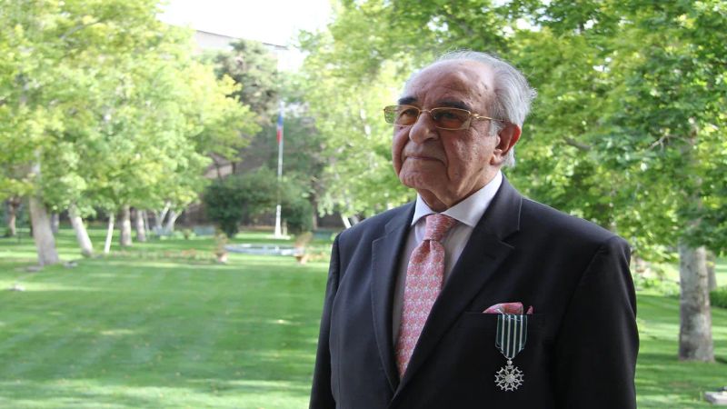 داریوش بوربور