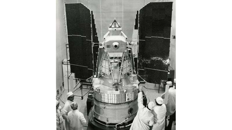 ماهواره لندست